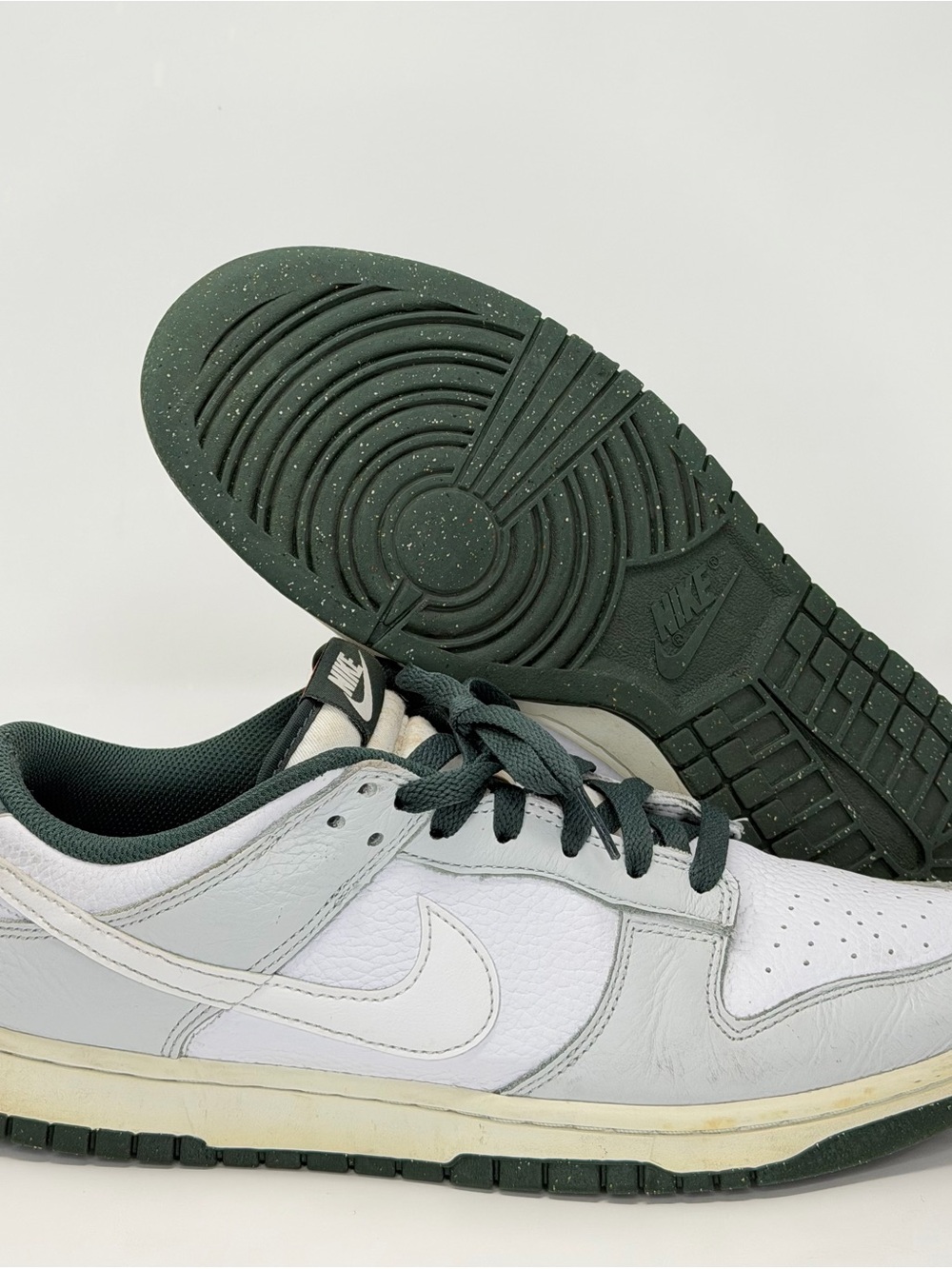Nike Dunk Low Retro SE Photon Dust Vintage Green HF2874-001 Men’s Size 11